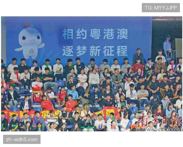 云浮特色表演与灯光秀点亮十五运曲棍球赛场 云浮特色表演与灯光秀点亮十五运曲棍球赛场