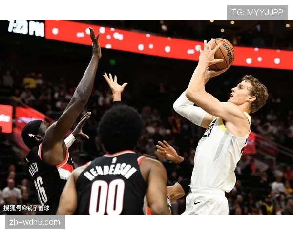 爵士vs开拓者：爵士主力轮休风险高，开拓者冲击附加赛关键战